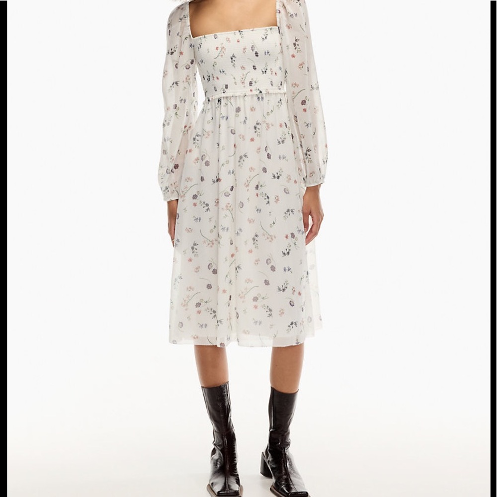 Aritzia White Floral Midi Dress with Puff Sleeves - Picture 4 of 14